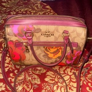 Coach Jumbo floral Rowan Signature Satchel Crossbody handbag! LIKE BRAND NEW